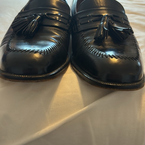 Florsheim Imperial Size 10 1/2 Tassel Black Leather Loafers 90010 - Picture 5 of 8
